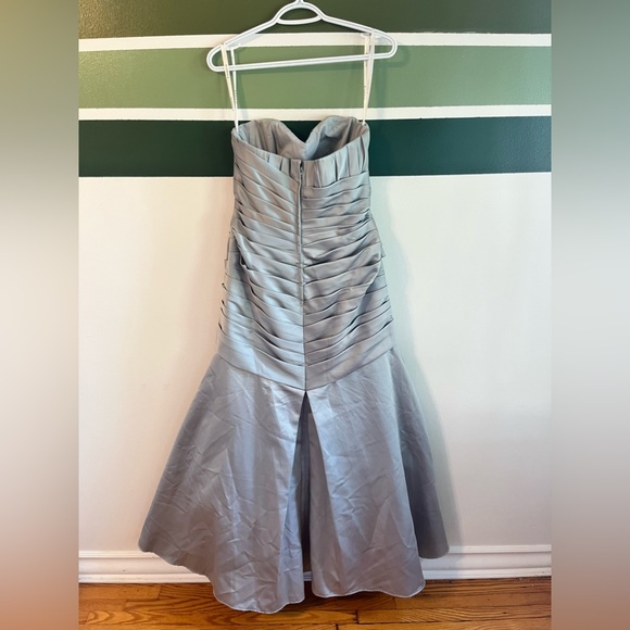 ALEXIA II Silver Fishtail Style Gown - Picture 3 of 4